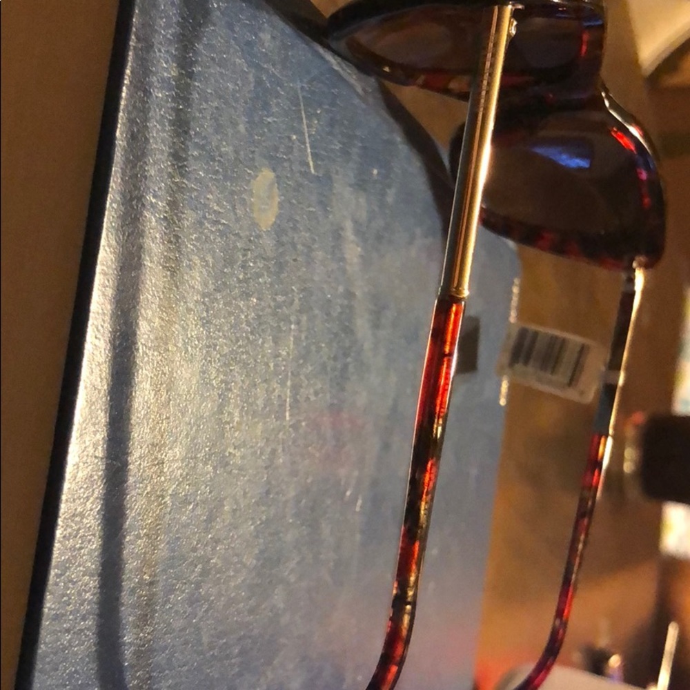 Beautiful Balmain sunglasses - Picture 4 of 5